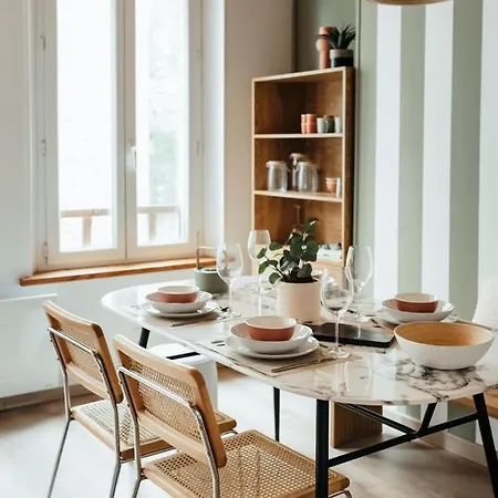 De Charme Quartier Historique Et Appartamento